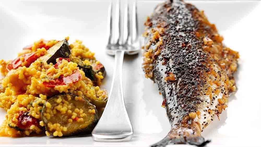 Try  this fresh tasting marinade recipe it makes this grilled herring a lovely fragrant dish, the poppy seeds add tasty additional texture. buff.ly/2VG9TUk #HealthyEating #HealthyFood