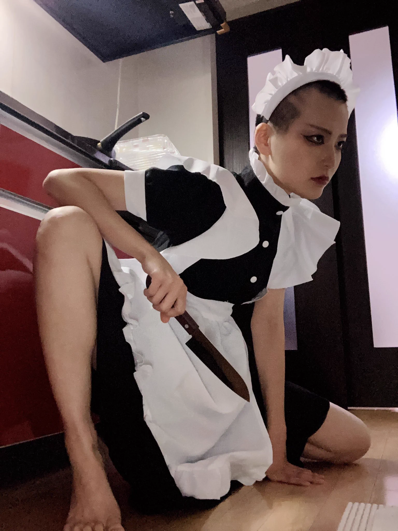 家事が捗らないのでメイド服を着てみたら？自分が坊主だったこと忘れてたｗｗ