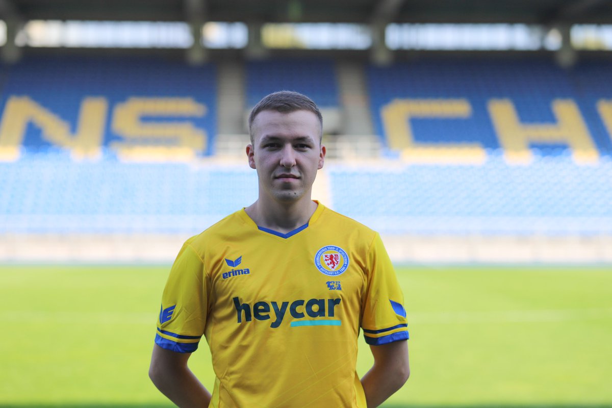 EBSeFootball's tweet image. Wo wäre Czapi bei einem Eintracht Braunschweig Spiel anzutreffen? Lest jetzt seine Antwort in unserem neuen Instagram Post 👉 instagram.com/p/CFWkHCZsbEE/…
#EintrachtBraunschweig #ebsefootball #czapi