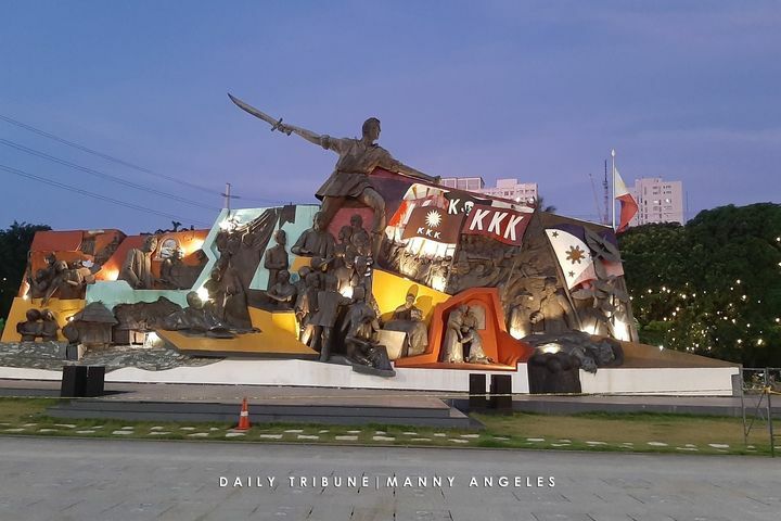 ThinkingPinoyPH's tweet photo. Napakalaki na ng iginanda ng Maynila.

Maraming salamat, Yorme Isko Moreno Domagoso. https://t.co/FIl18vWkVt https://t.co/UHxdziCcMg