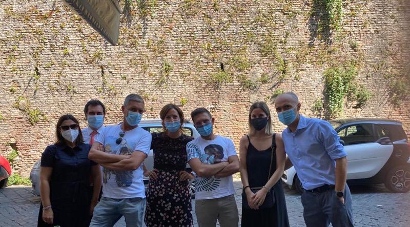 chiararo's tweet photo. Primo anno nel mondo della salute, e non ho certo scelto l'anno più semplice, ma lavorare ad un progetto importante aggiunge la giusta energia! #staytuned @triomedusa @JanssenITA https://t.co/U4ol2Lucxh