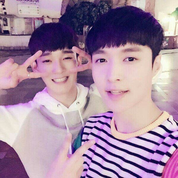 chen and lay  i miss :((((((