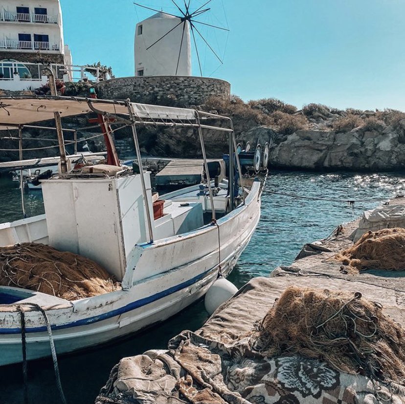 chachaabrtn's tweet photo. la Grèce c’est tellement beau 🇬🇷🌺 https://t.co/RquYtNzlsH