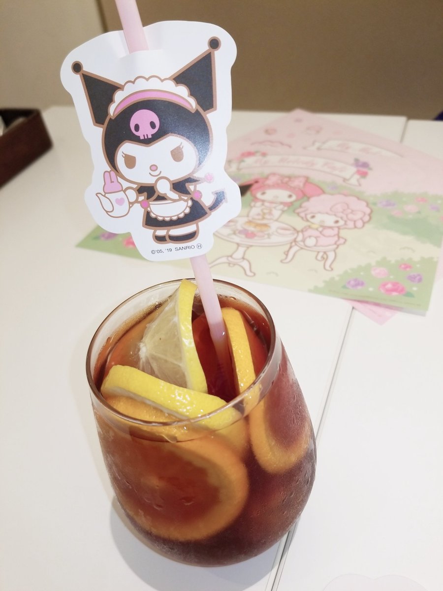 cocoa_shoto's tweet photo. マイメロカフェにも行って買い物もしてきたわ🥰
今日のコースは、難波でロールアイスクリームファクトリーで炎炎のアイス食べて日本橋でヲタ活して最後梅田HEPで終了なのです(≧▽≦)ゞ
ジャンショ、レジ待ちが多くて諦めた💦
#マイメロカフェ
#TRVAS https://t.co/L4cwaZ4hJ2