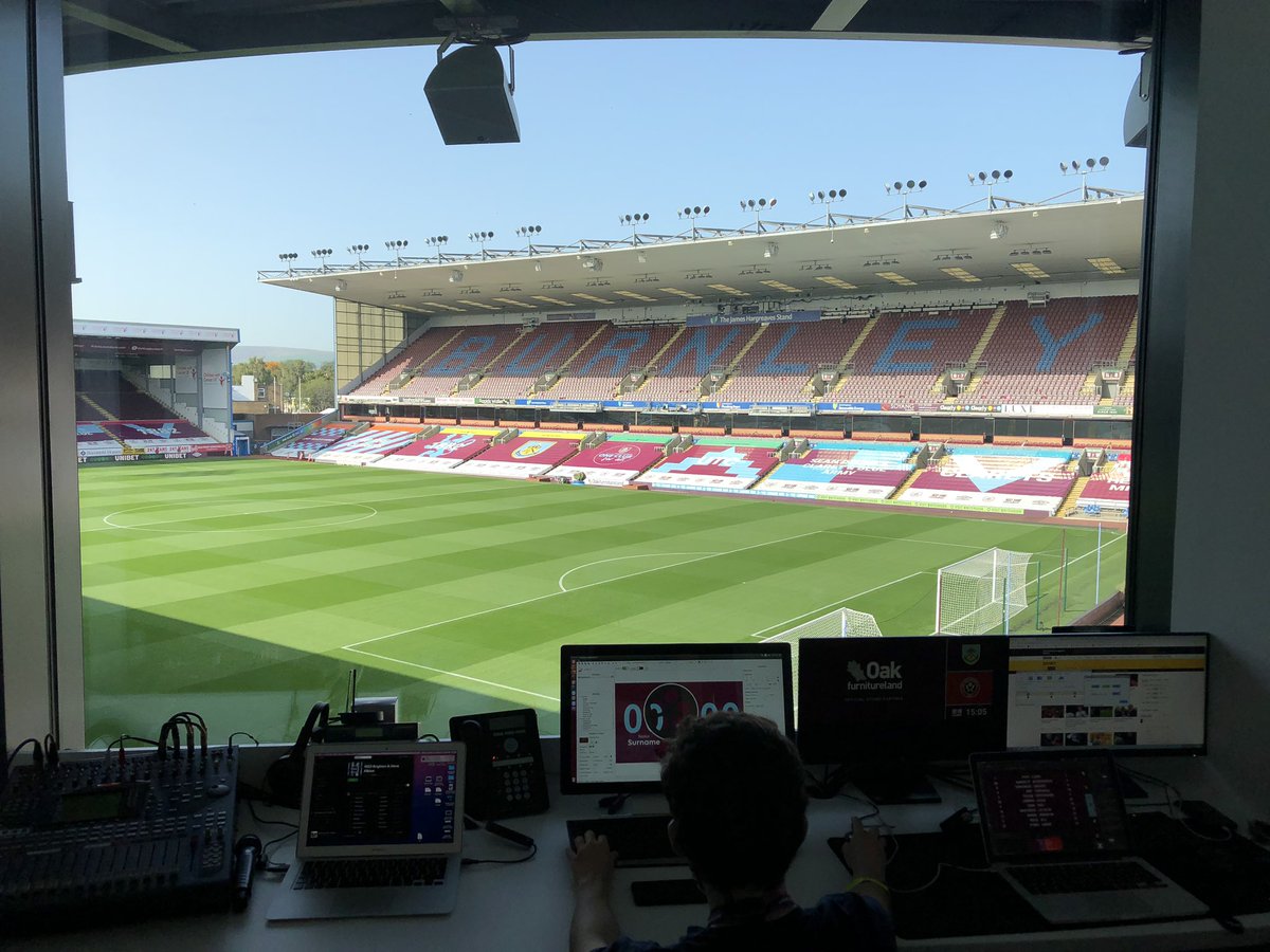 ianabd's tweet photo. My team @BurnleyOfficial play your team today @F1Stox259 , just hope it’s a good game .... and Burnley win!! #WhySoSerious #WindowBoy https://t.co/EMwciNKclx