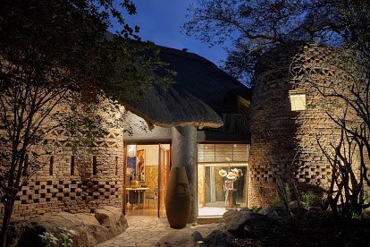 MichaelMuteked1's tweet photo. The Malilangwe suites at Singita Pamushana in Chiredzi, #Zimbabwe                   @ZtaUpdates                           https://t.co/cd7hnw7DQG https://t.co/1J0qxjJemK