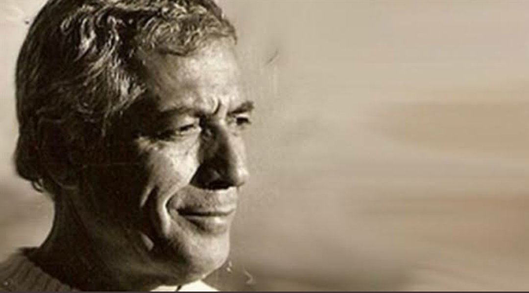 Hz.Mûsa hew bi gopalê xwe derya diqelaşt, lê Apê min Mûsa bi qelema xwe him dilê Çîyayên tirsê diqelaşt, him çîyayên 'hezkirinê li dewda tirsê diçand...
#ApêMûsa