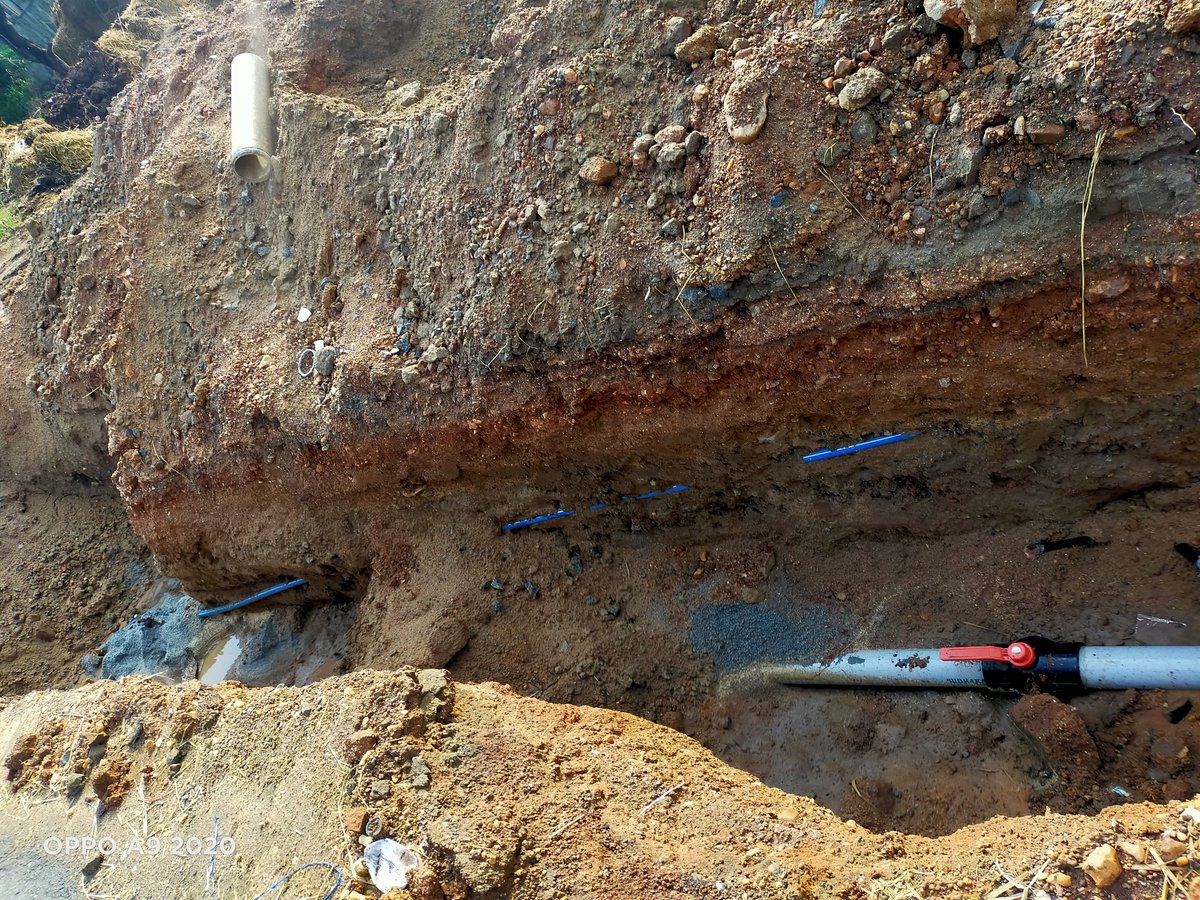 GANITHALASRA1's tweet photo. #ghartakfibre #GHARGHARFIBER
Srikalahasti block CSC bharat Net project protected fiber cable
@dintya15 @rajakishore_j
@RaviYepuri @rsprasad @prasanthjoseph7 @wifichoupal @CscChittoor https://t.co/rhPV9XSvfR