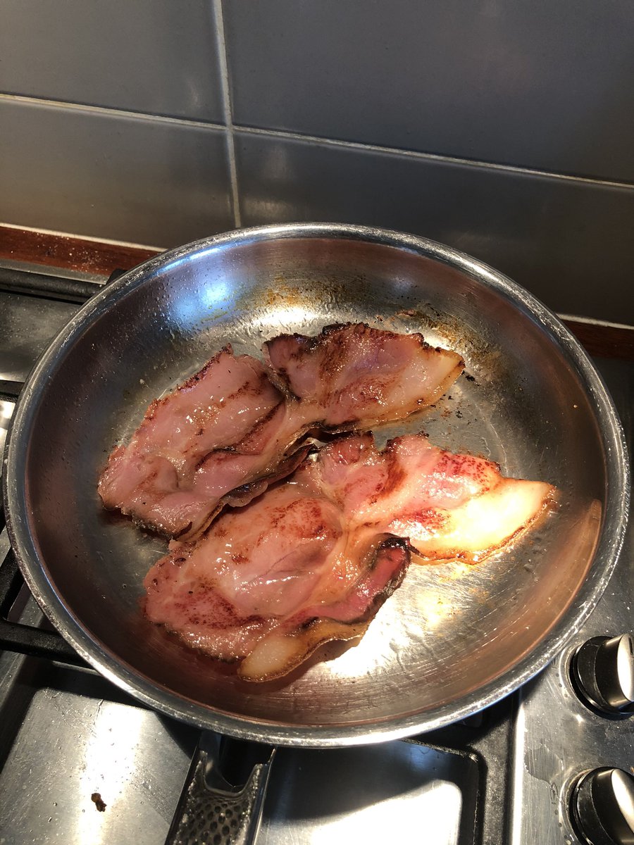 Sensational Sunday bacon from Sean &amp; Angela <a href="/SavinHillFarm/">Angela</a> 😋😍#Altrincham #LocalIndependent