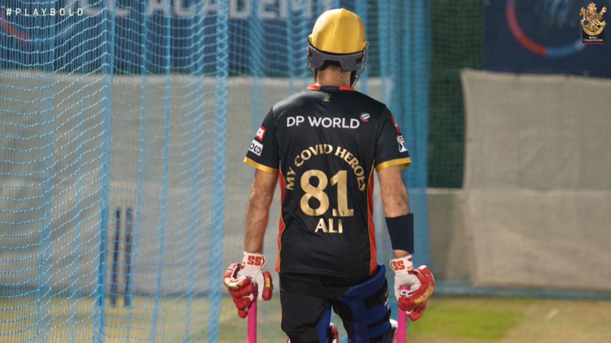 The Royal Challengers wore the MY COVID HEROES jersey during practice yesterday, to pay tribute to all the REAL CHALLENGERS who have strived to make the world a better place during the pandemic! 🙌🏻🙌🏻

(1/2)

#PlayBold #IPL2020 #WeAreChallengers #MyCovidHeroes #Dream11IPL