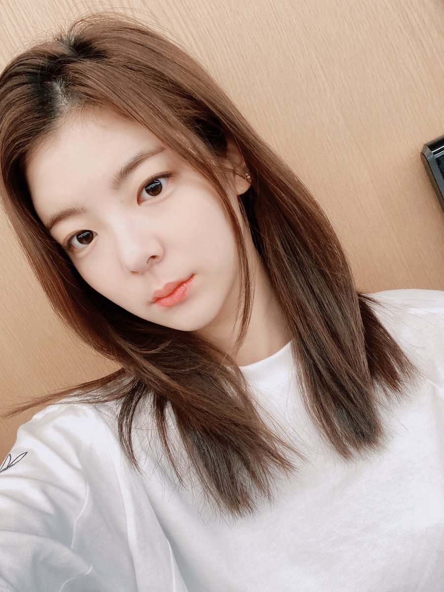 ITZY tweet media