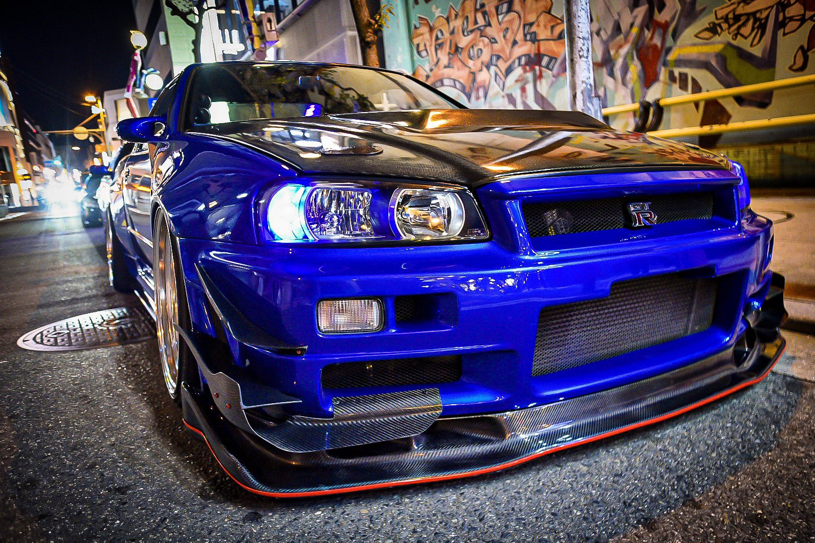 Tom And R34 路駐してる改造車ってかっこいいよね 皮だけ改造車 T Co A5gjk8nuw4 Twitter