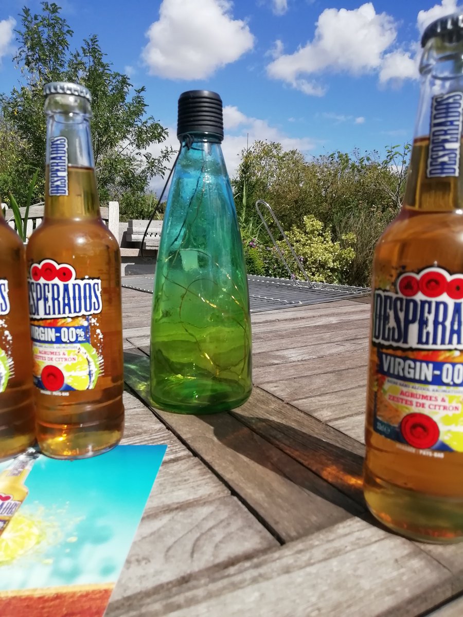 Hxpla_'s tweet photo. #desperadosVirgin le must du plaisir sans alcool ! Fan de despe mais faire attention a la consommation d'alcool en même temps j'ai trouvé le compromis ! Si qqun veut gouter j'ai ce qu'il fauuuut 😍😍✌ https://t.co/xZlB1z3MNh