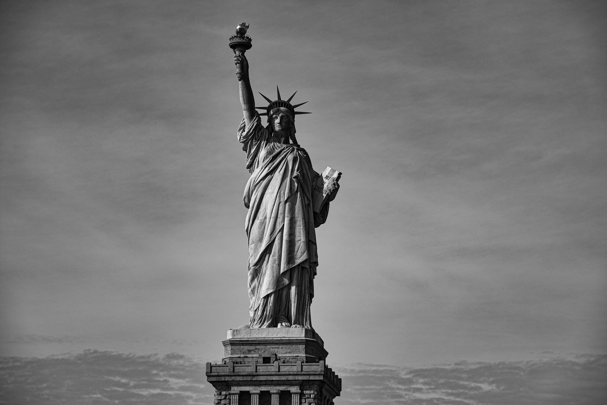 JH90Photography's tweet photo. Statue of Liberty, in New York, USA. #statueofliberty #statueof #newyorkcity #newyork #newyorkcity #usa #america #unitedstates #unitedstatesofamerica #nycbuildings #architecture #blackandwhite #blackandwhitephotography #monochromeblackandwhite #monochrome #monochromephotography https://t.co/1T1IkWrBd7