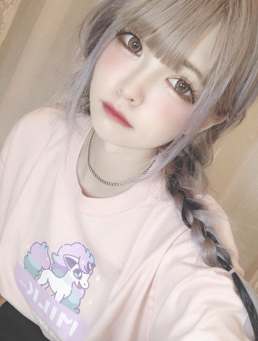 Twitterエロ垢の自撮りエロ画像42