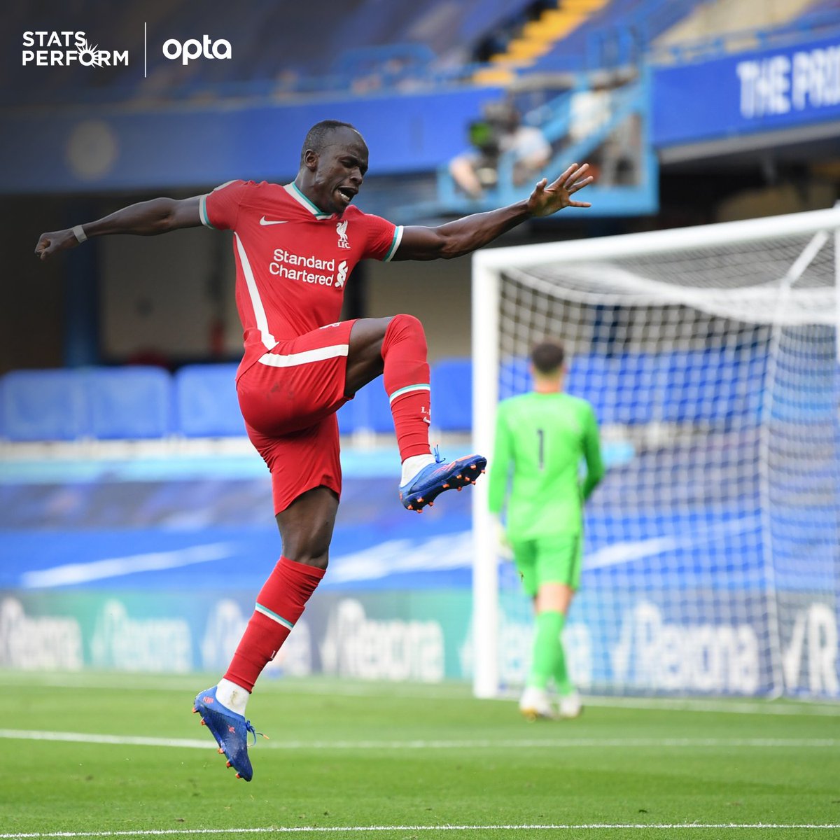OptaJoe's tweet photo. 3 - Sadio Mané is only the third Liverpool player to score a @premierleague brace at Stamford Bridge, after Steve McManaman in December 1995 and Philippe Coutinho in October 2015. Integral. https://t.co/dwg1CpOCRs