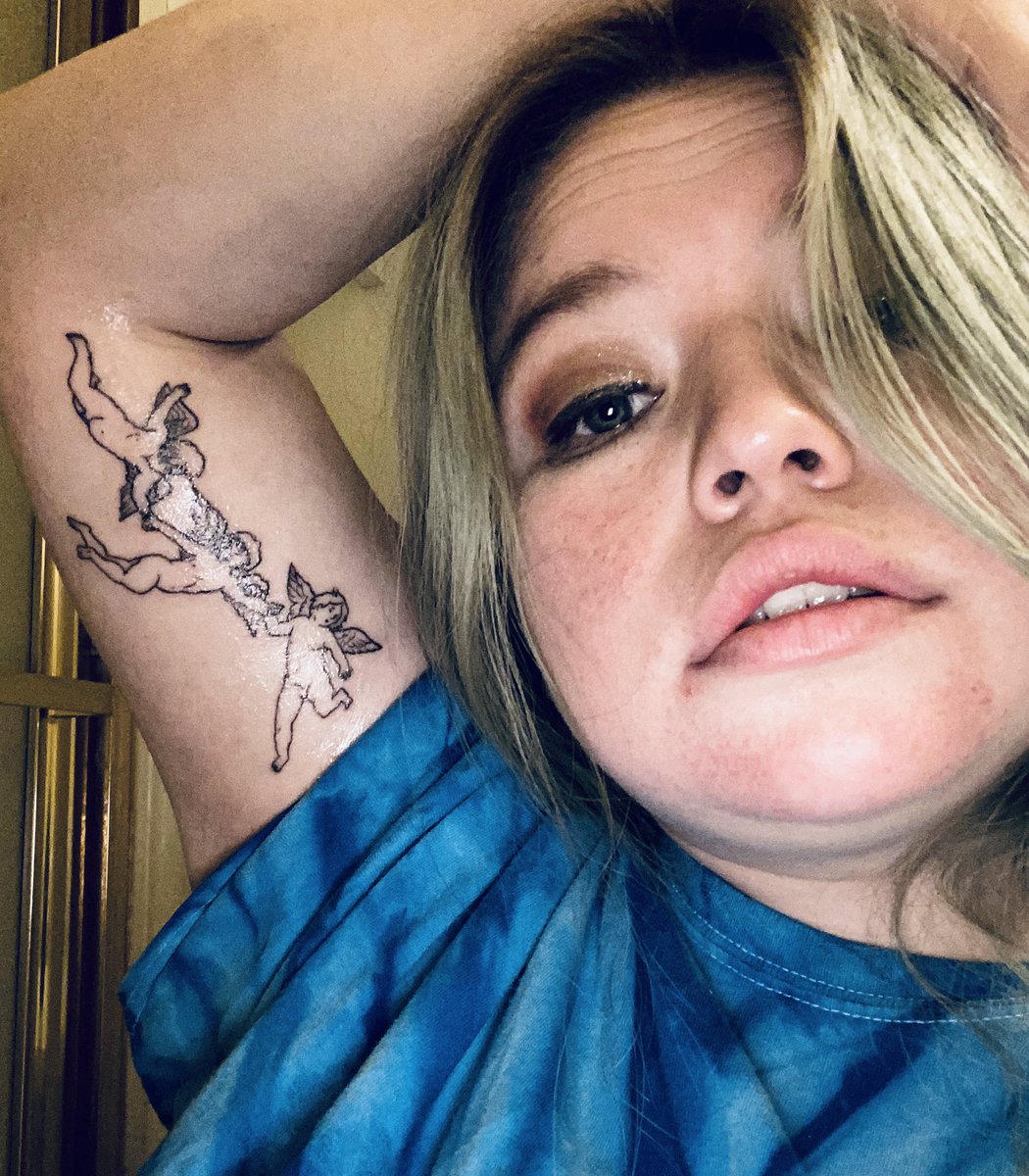 thysoftpretzel's tweet image. Just did a bad thing...