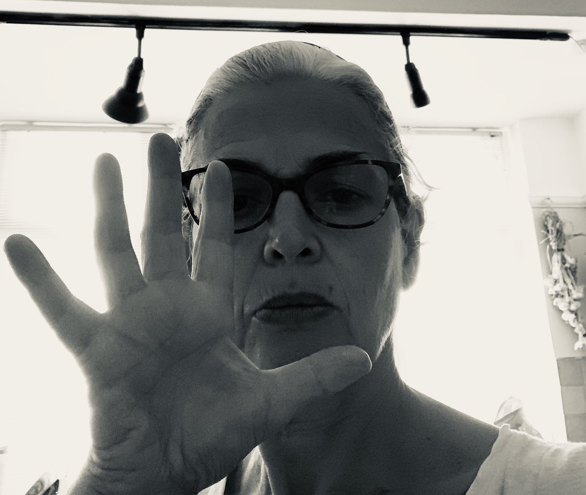 KingsMVP (@kingsmvp) on Twitter photo This is King’s MVP member Fiona Neathey in support of Black Maternal Health Awareness Week #fivexmore #fivexmoreselfie <a href="/fivexmore/">Fivexmore_</a> <a href="/_prosperitys/">Prosperitys</a> <a href="/KingsMaternity/">King's Maternity</a> This is King’s MVP member Fiona Neathey in support of Black Maternal Health Awareness Week #fivexmore #fivexmoreselfie <a href="/fivexmore/">Fivexmore_</a> <a href="/_prosperitys/">Prosperitys</a> <a href="/KingsMaternity/">King's Maternity</a>