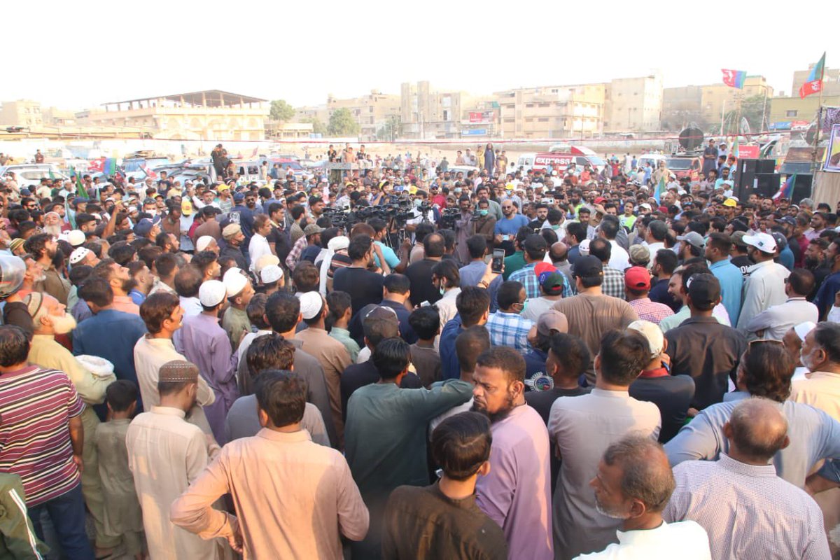 MQMPUpdates's tweet photo. پاک سرزمین پارٹی کے چئیرمین سید مصطفی کمال اہلیان نیو کراچی کی دعوت پر نیوکراچی کا دورہ اور سیکٹر ۱۱ جی رحمانیہ عیدگاہ گراؤنڈ گودھرا پر میڈیا سے گفتگو، اس موقع پر صدر PSP انیس قائمخانی سمیت دیگر مرکزی عہدیدران بھی موجود ہیں۔ (20.09.20)

@KamalPSP 
#PSPNewKarachi #MustafaKamal https://t.co/WeRALLXuBb