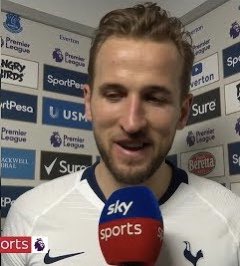 thfcFarouk's tweet image. Harry Kane: “Kevin De Bruyne? He is at my house cleaning my golden boots”