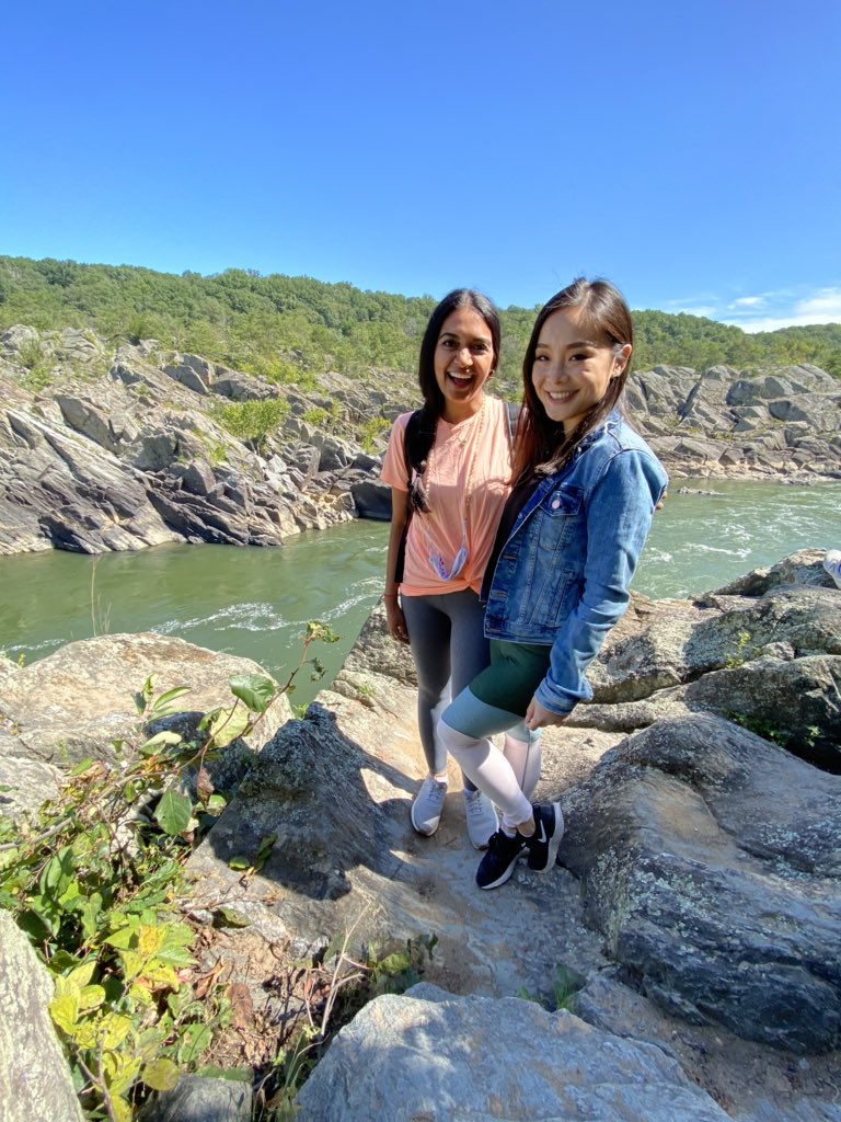 get a tweep who can do both: 🍷&amp;🧗🏽‍♀️ a little road trip with my favorite EX-tweep <a href="/jennxue/">Jenn</a>
