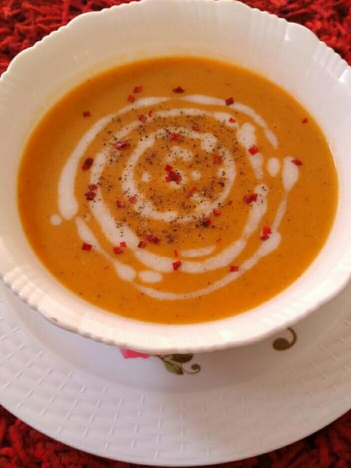 'Red Lentil and Carrot Soup' || 
Lentil of any variety is loaded with iron and protein. so it is both healthy and nutritious.
#Lentilsoup #Redlentilsoup #vegetarian #homemade #soup #Cooking #HealthyLiving #healthylifestyle #HealthyFood #HealthyEating
