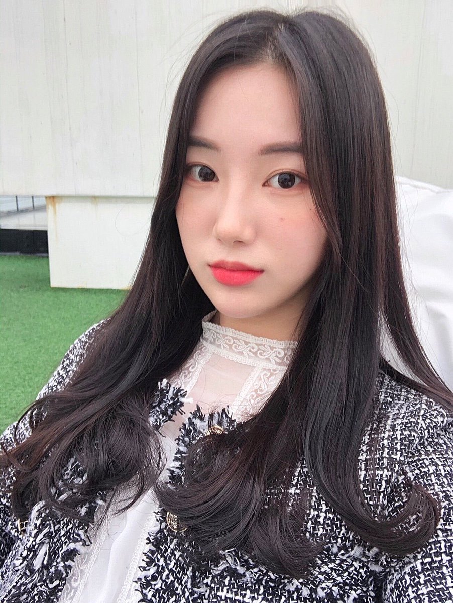 FranceAriaz's tweet photo. [📷 | UPDATE | 20/09/20] @official_ARIAZ

#아리아즈_여리 #Ariaz_YeoRi

Regardez ce joli ciel qui ressemble aux Achoos ~🌤
J’ai ce temps ces jours-ci♥️

———
Kr>Fr : @FranceAriaz https://t.co/zxBT6015JS
