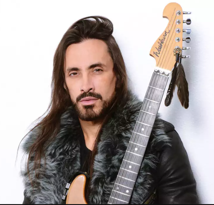 Happy 54th birthday to Extreme\s guitarist Nuno Bettencourt! ( / 