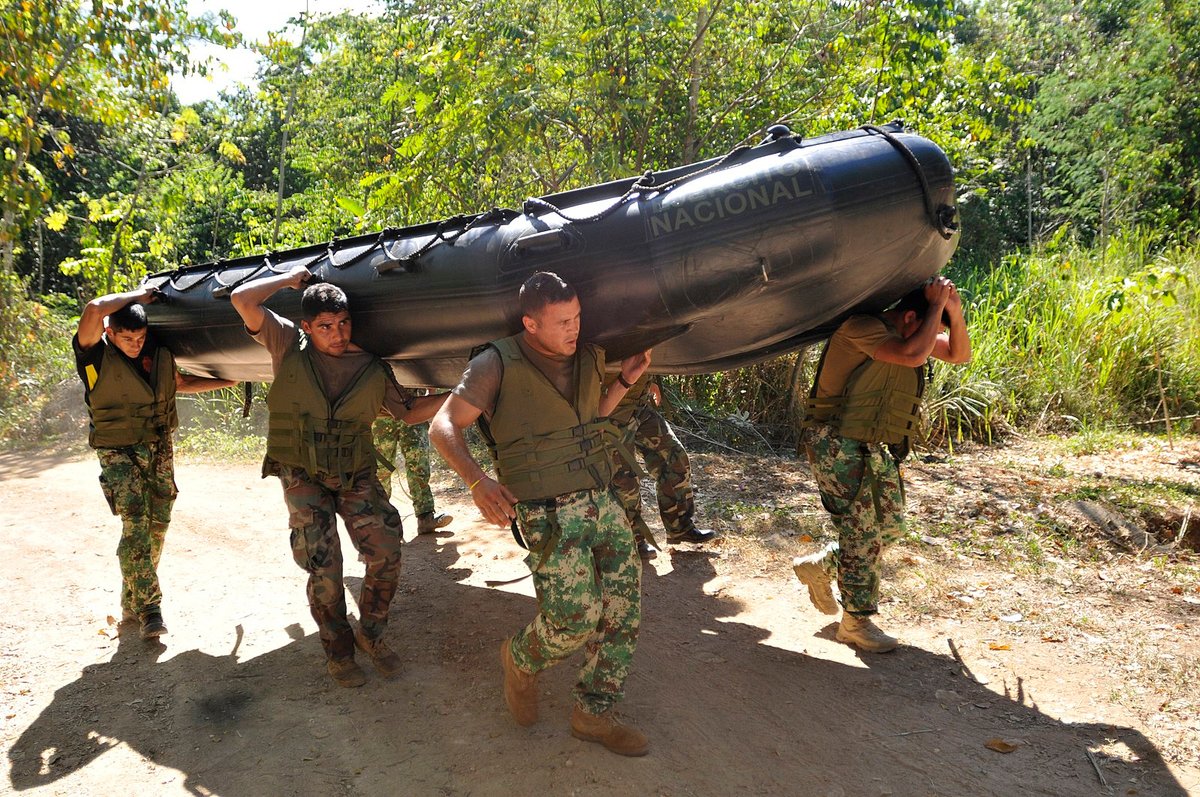 building_elite's tweet photo. We are always adapting. 

If you're carrying a heavy ruck while keeping your heart rate low and practicing good breathing patterns, you're adapting to that. 

If you're sitting still, spending your day in comfort and learning nothing, you're adapting to that. https://t.co/nl3yhaU4gy