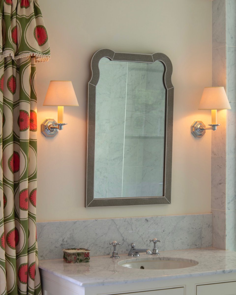 An elegant design, based on an early 18th century antique, the Savoy Mirror stands out with its curved forms and faux shagreen finish.

#vaughandesigns #design #vaughan #englishdesign #lighting #interiordesign #home #interiors #savoy #mirror #elthamcollection #newproduct