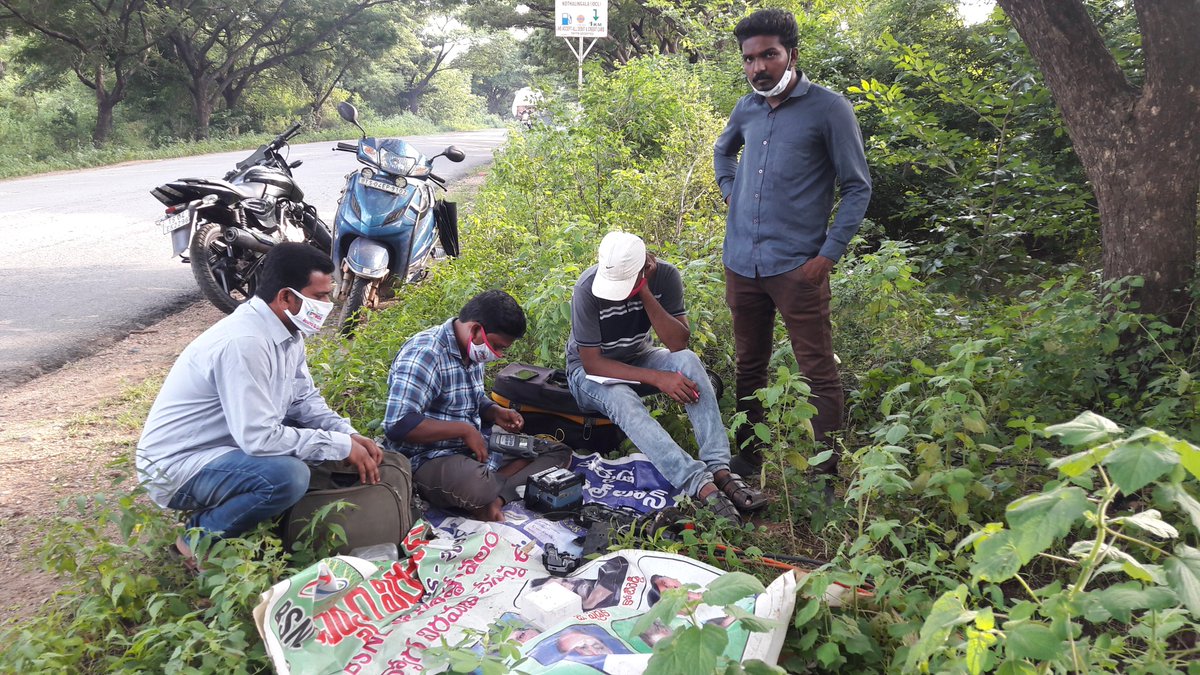 MahendarMood's tweet photo. Fiber maintenance Done By Our Csc Team@Mucherla
@dintya15
@CSCeGov
@rsprasad
@rajakishore_j
@prakhar28274
@wifichoupal
@CSCTelangana
#ghartakfibre
#CSCTS https://t.co/QRby5KpaPF