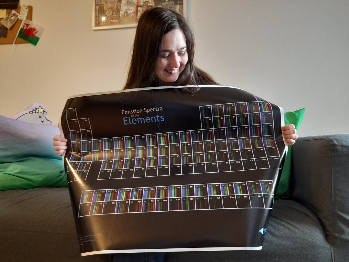 CA_AstroComm's tweet image. I am in ❤ with this poster of the periodic table of the elements with the emission lines!! Perfect for the #chemistry nerd inside me ⚗👩‍🔬 and for some rainbow vibes too! Thank you so much @RealtimeSpectra 🤩