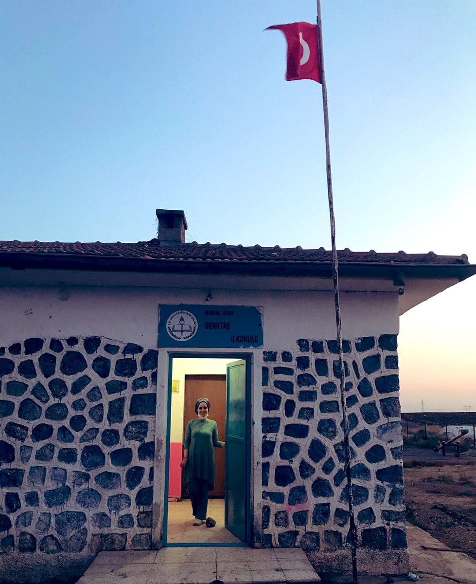 DenktasDerik's tweet photo. Okulumuz hazır , öğretmenimiz hazır çocuklar dünden hazır. Yarın zilin sesiyle başlayalım o zaman 🛎 @derikmem47 @Mustafa197647 @mervansoylemz @HasanKaya47_ https://t.co/Y9sR4dHACY