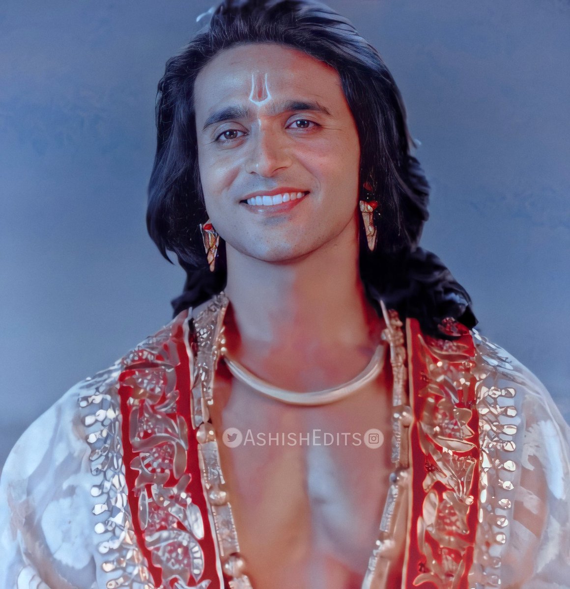 Next watched  #GkD, #JDJ7  #RSSI, Ranveer,also Ram made me a complete Ashishian and started following everything about you ,since then trying my best to support you and by time realized how amazing as person you are as well as an actor(8/10)  @ashish30sharma  #10YearsOfAshishSharma