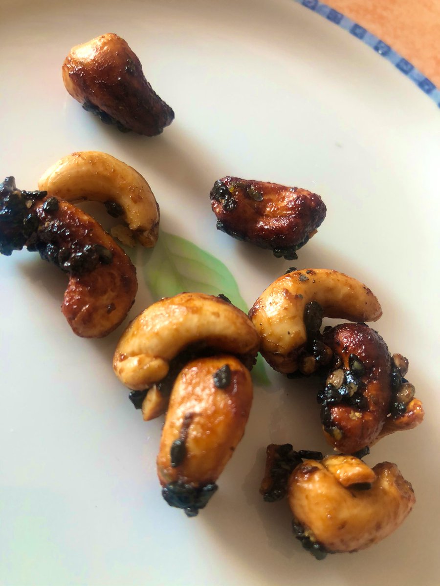 Next up is the Viogner which usually doesn’t have much character but this one paired with Spicy Soy Cashew Nuts <a href="/creationwines/">Carolyn Martin</a> such joy #JoburgLovesWine #LoveCreationWines #VirtualTasting #LoveLove 🍷