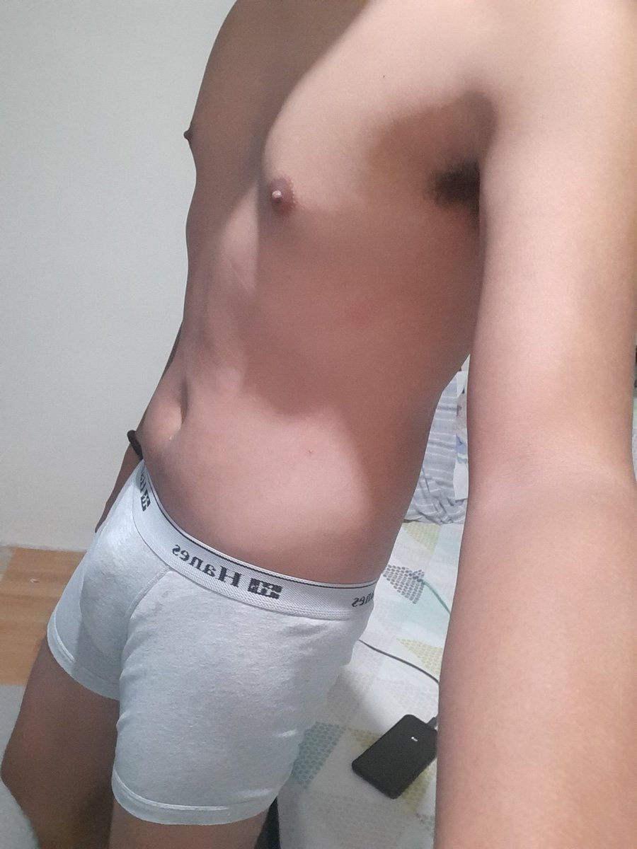 DvoPopoy's tweet photo. Put on something hanes...with nothing but my .....on https://t.co/WzdzBgbmuh