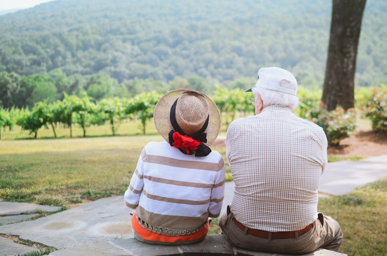 LuxuryGiftExp's tweet photo. With 4 October being #NationalGrandparentsDay why not treat yours with an experience from our website?
Pick something they can do together or something the whole family can get involve with.
They will love it!
https://t.co/Ck3NMMkO6n
#LGExperiences https://t.co/vd2gmvH9Hc