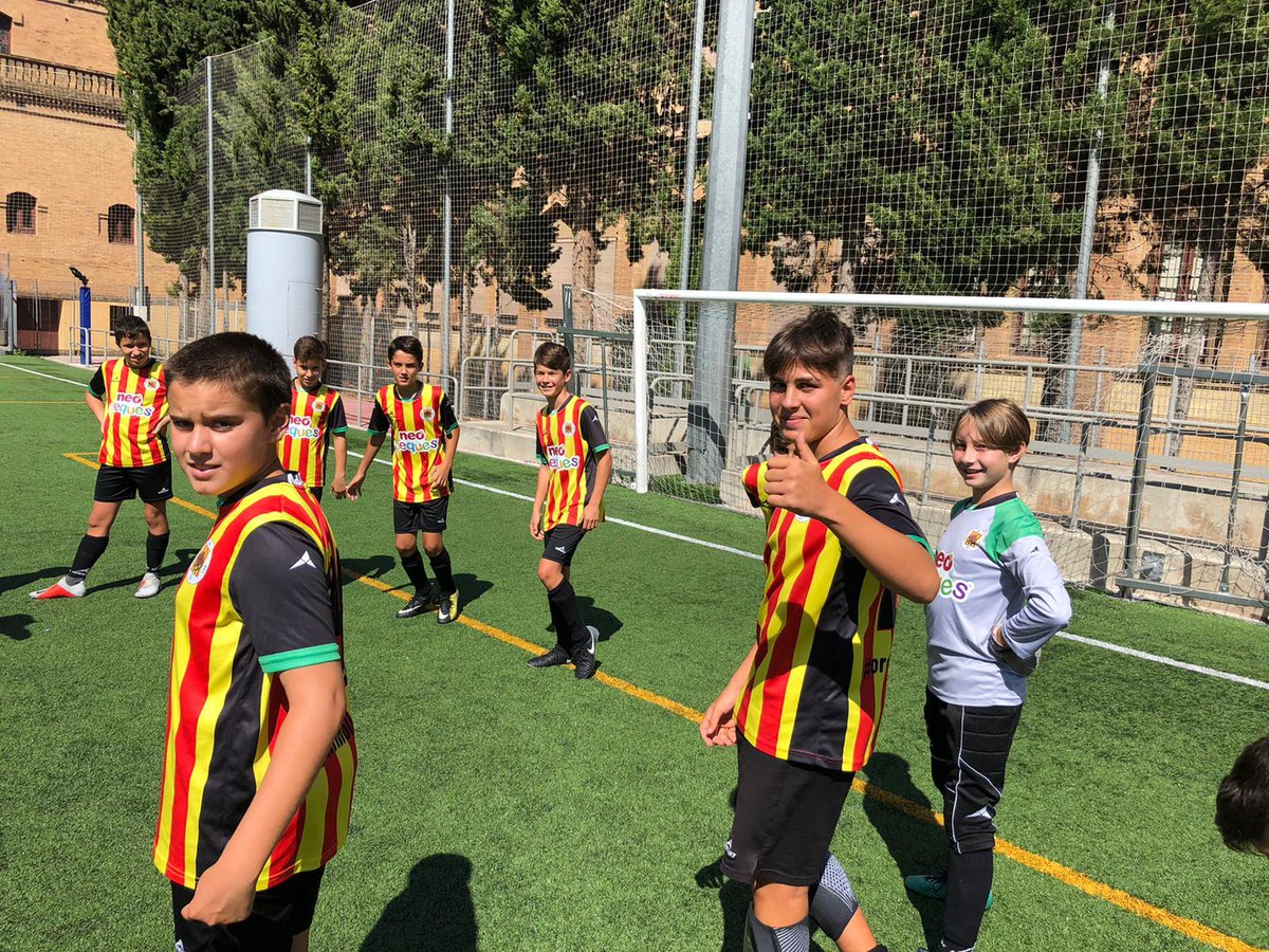 molinscf's tweet photo. #FutbolBase |
🔴INFANTIL "C"🔴

✔️Catalonia E 0-6 MDRCF
⚽Iker Santamaria (2), Roger, Aitor, Gerard i Pedro

💪Gran cap de setmana de resultats, 16 gols a favor i 0 en contra, aixo en ha de valdra per seguir treballant mes i mes! 
Enhorabona nois!

➡️@NeoPeques
#orgullmolinenc https://t.co/LmznK02JqJ