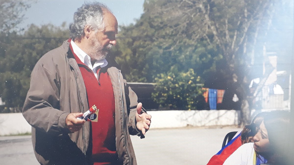 floridadiario's tweet photo. Fabricio Giannini candidato a la alcaldía por #Casupá del @fafloridauy en la #rectafinal. #departamentales #Florida
“No es solo para gobernar sino para construir junto a la gente”. Hoy en barriada junto a @EduardoRiviezzi y @avegallanes https://t.co/19b6caODXd