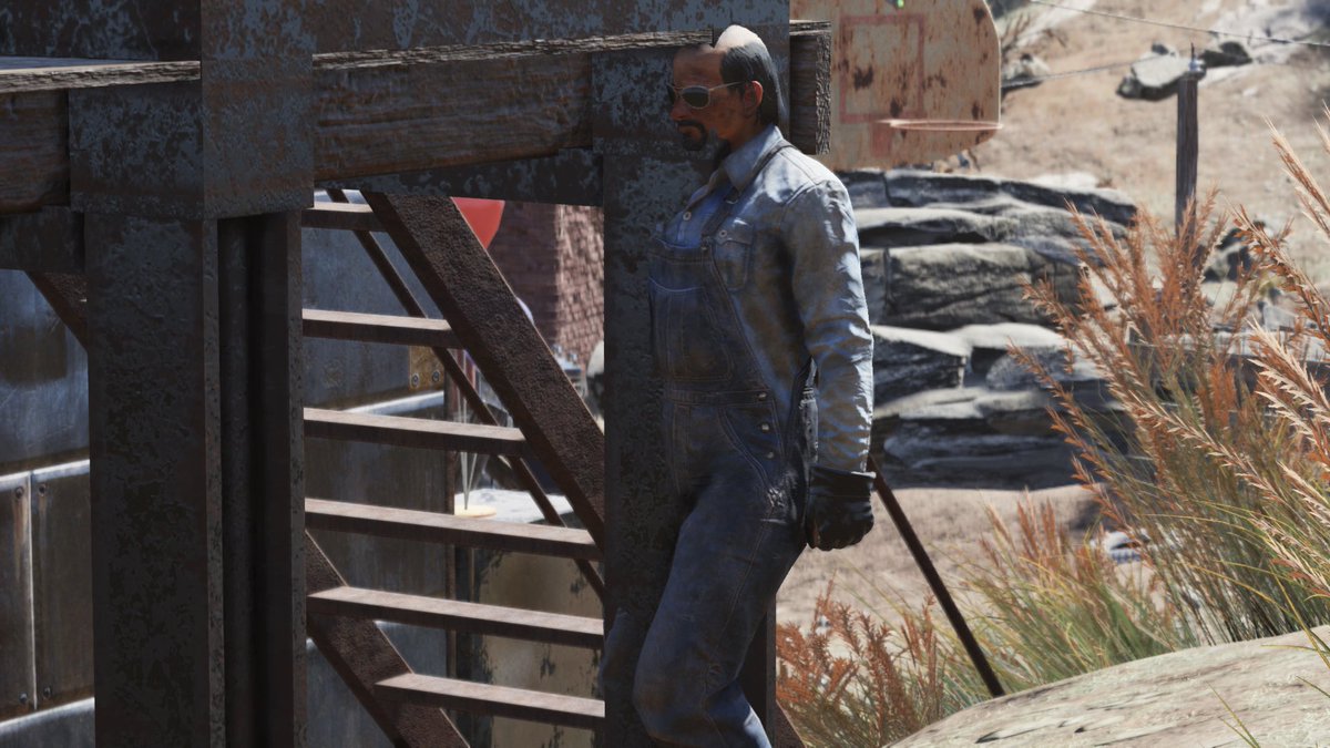 I was sitting here playing Outer Worlds and thinking...
‘I know this voice’ 
It’s ‘Gramps’ from Fallout 76! 
(Darin De Paul)