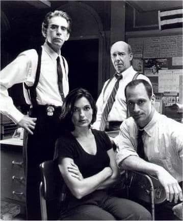 #HappyBirthdaySVU #SVU #21yearsOnTV