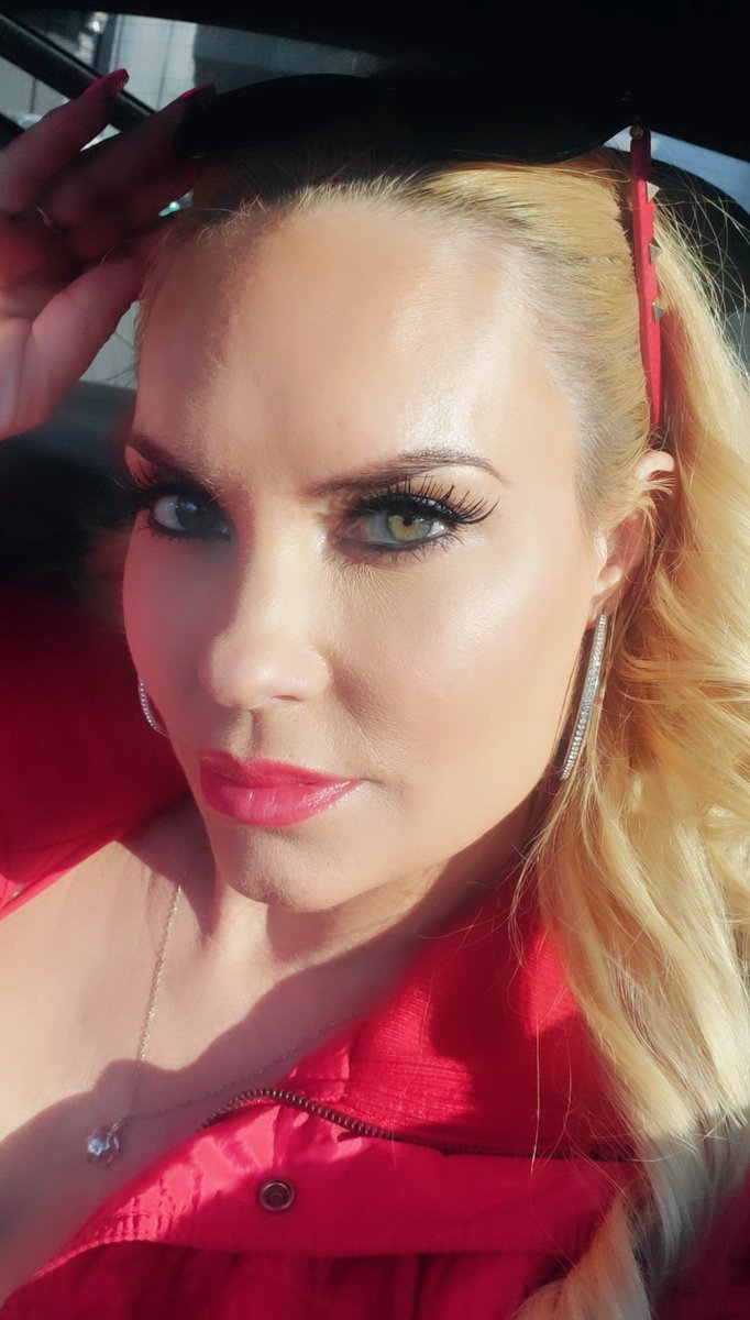 cocosworld's tweet photo. Its all in the details....💋
#McLaren Sunday Drive https://t.co/o0saq8p0Fn
