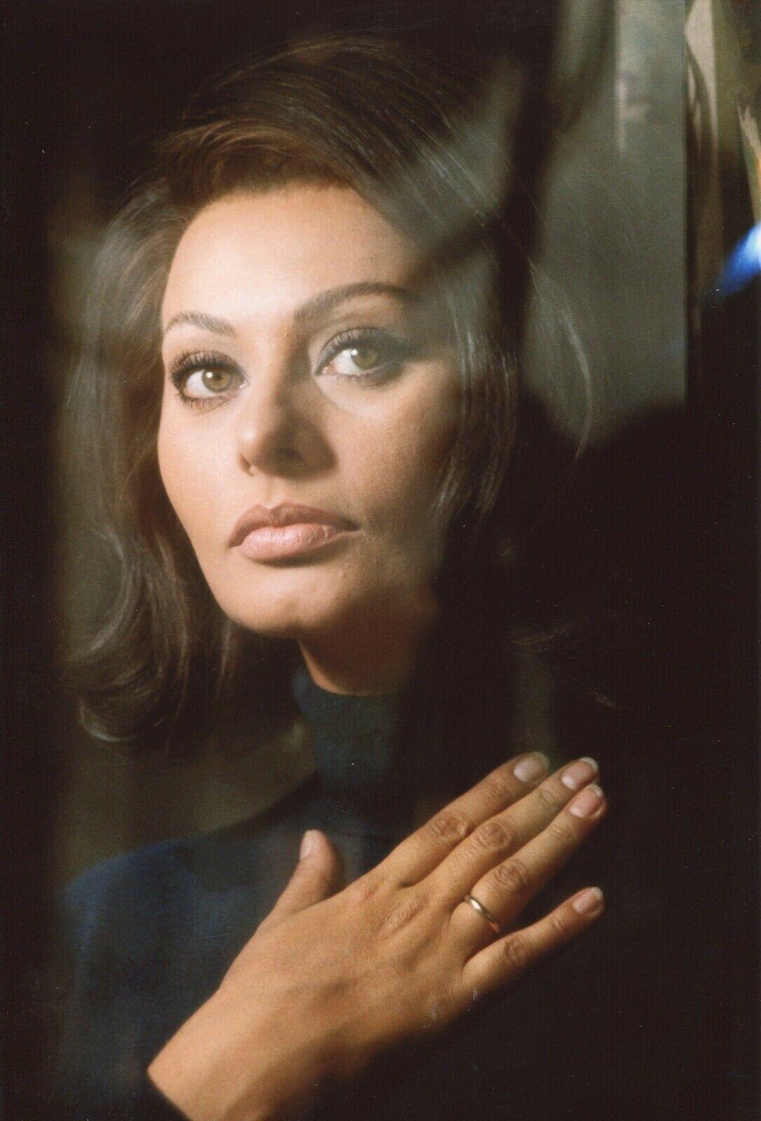 Happy Birthday, Sophia Loren. 