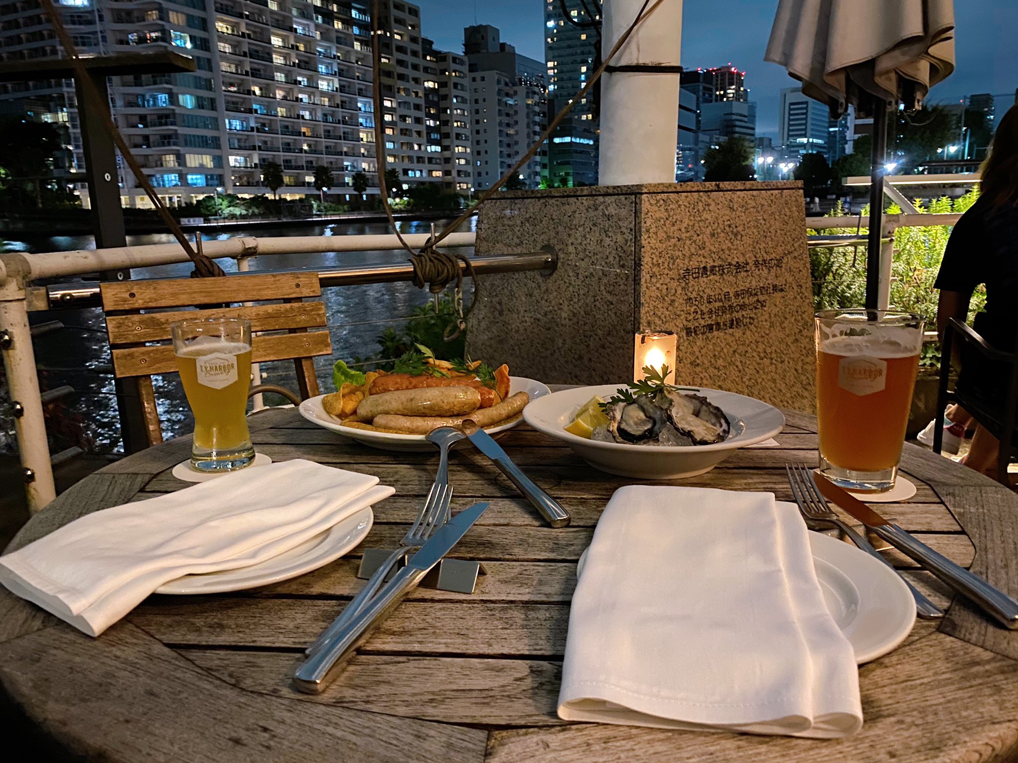 M 天王洲アイルにあるt Y Harborに行ってきたよ テラス席がめっちゃお洒落だし料理も美味しかった デートや友達の 誕生日祝いとかにおすすめです 天王洲アイル 品川 お台場 レストラン テラス席のあるカフェ ディナー お店紹介 Tyharbor