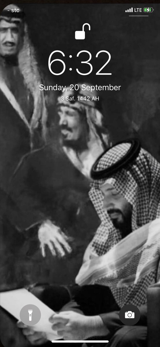 __Aab10's tweet photo. و لعيووون الوالده طقمنا معها بالخلفيه .. يلاااا بنااات كلكن طقمن مع بيتنا و صوروا لي نونس الوالده 😂😭🇸🇦🤍💚 https://t.co/6JDnu8FMMf