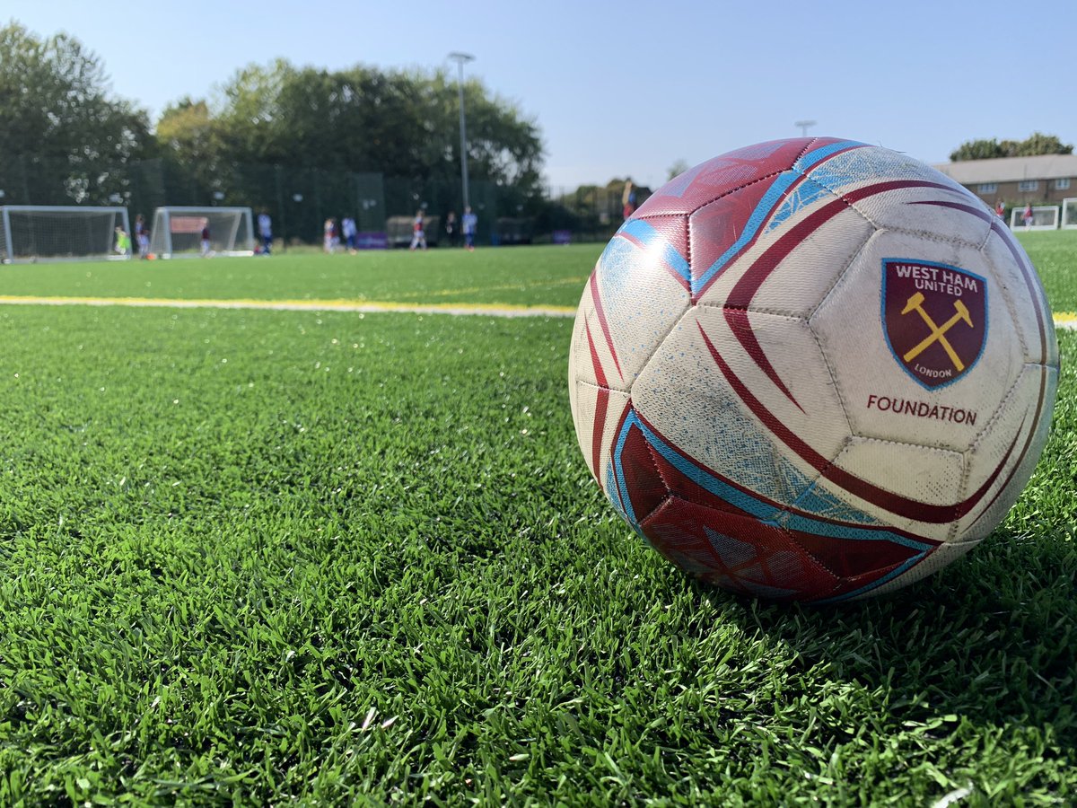 Week Two ✅

A great weekend of football produced from both the boys and girls!

9 games - 45 goals the result of hard work on the training pitch! ⚽️

#WestHamWay #Development