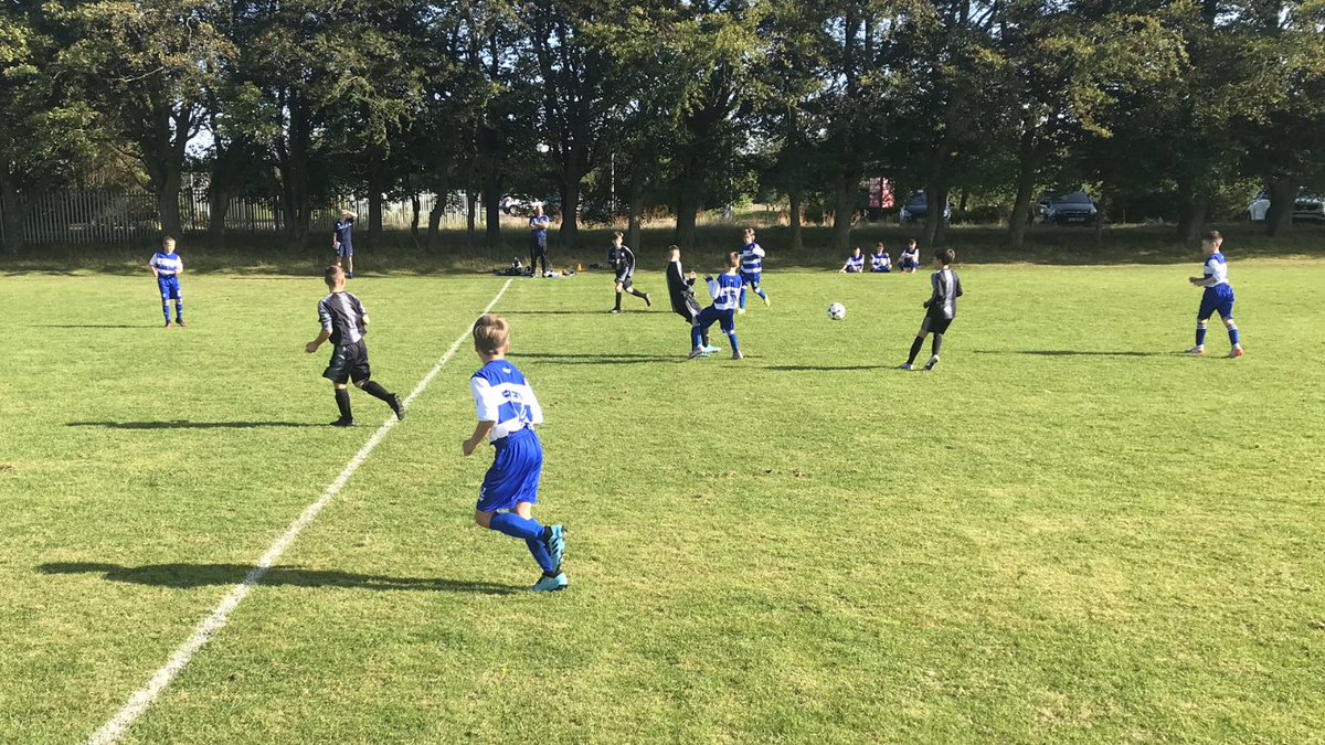Thanks to <a href="/MiddlefieldWasp/">Middlefield Wasps</a> 2010 and <a href="/DyceBoys2010/">Dyce Boys Club U16s</a> Whites for providing the opposition this morning. It was nice of the sun to put in appearance too. 
⚽️⚽️⚽️