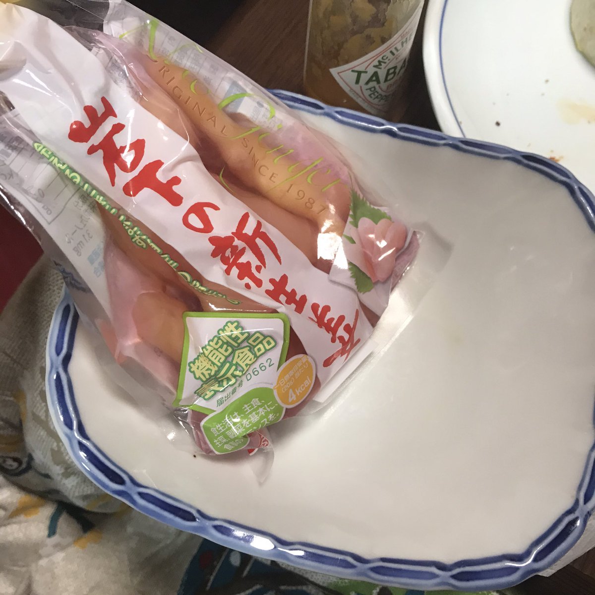 4 岩下の新生姜
そういう宗派なので(白目)
でもマジで最強の漬け物
漬物を超えた食べ物
マジで何と併せてもうまい、カレーに新生姜最高、お好み焼きに新生姜、これもまた良し
肉に新生姜、魚に新生姜、何でもありである
漬け汁もまた神
コンビニにスライス版
画像4枚目は↓
https://t.co/BEY5gIPCS8 