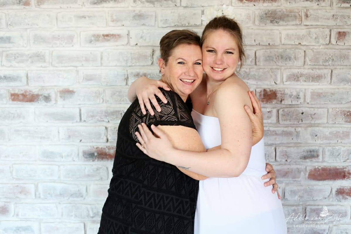 TCindylou's tweet photo. Happy moments. Growing steadily in our new environment.  #happymoments #danabay #mumanddaughter #mumtobe #maternityshoot https://t.co/VZLq2CEGdp