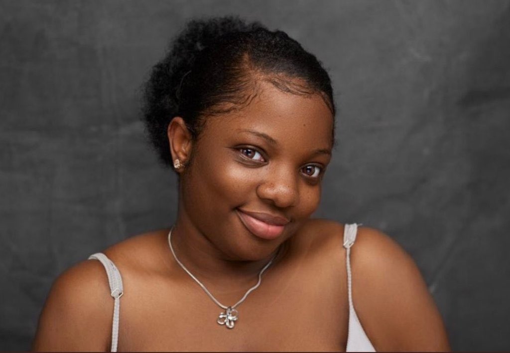 Nappyblaze's tweet image. Now that we have our top 5. Who will be the last lady standing alongside Laycon on the #BBNaija Grand Finale?

1. Retweet for Dora
2. Like for Nengi

#BigBrotherNaijaLockdown2020